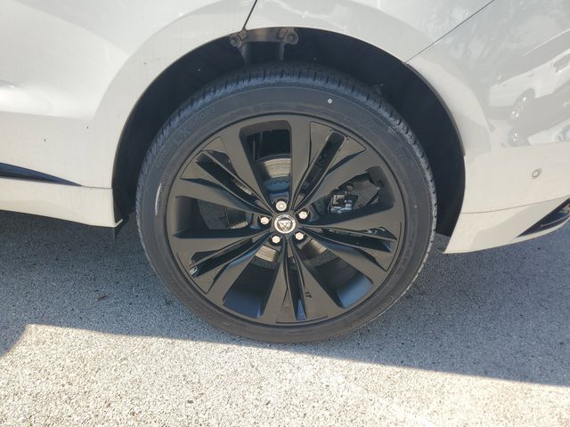 2026 Jaguar F-Pace R-Dynamic S - Photo 12