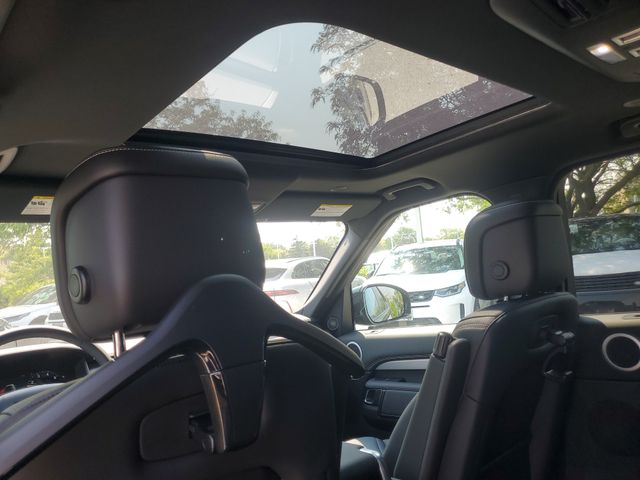 2026 Land Rover Discovery Gemini Edition - Photo 10