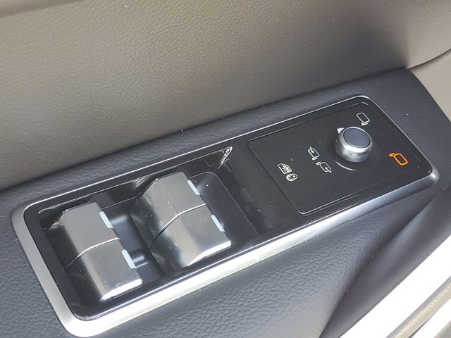 2026 Jaguar F-Pace R-Dynamic S - Photo 24