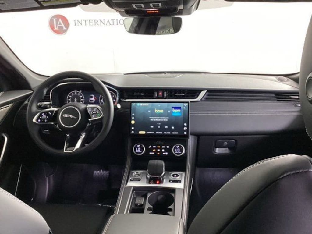 Certified 2025 Jaguar F-PACE P400 R-Dynamic S SUV