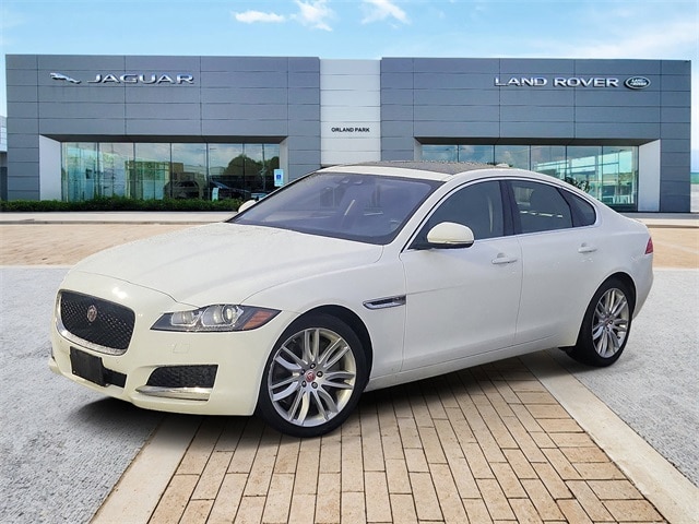 2016 Jaguar XF Prestige
