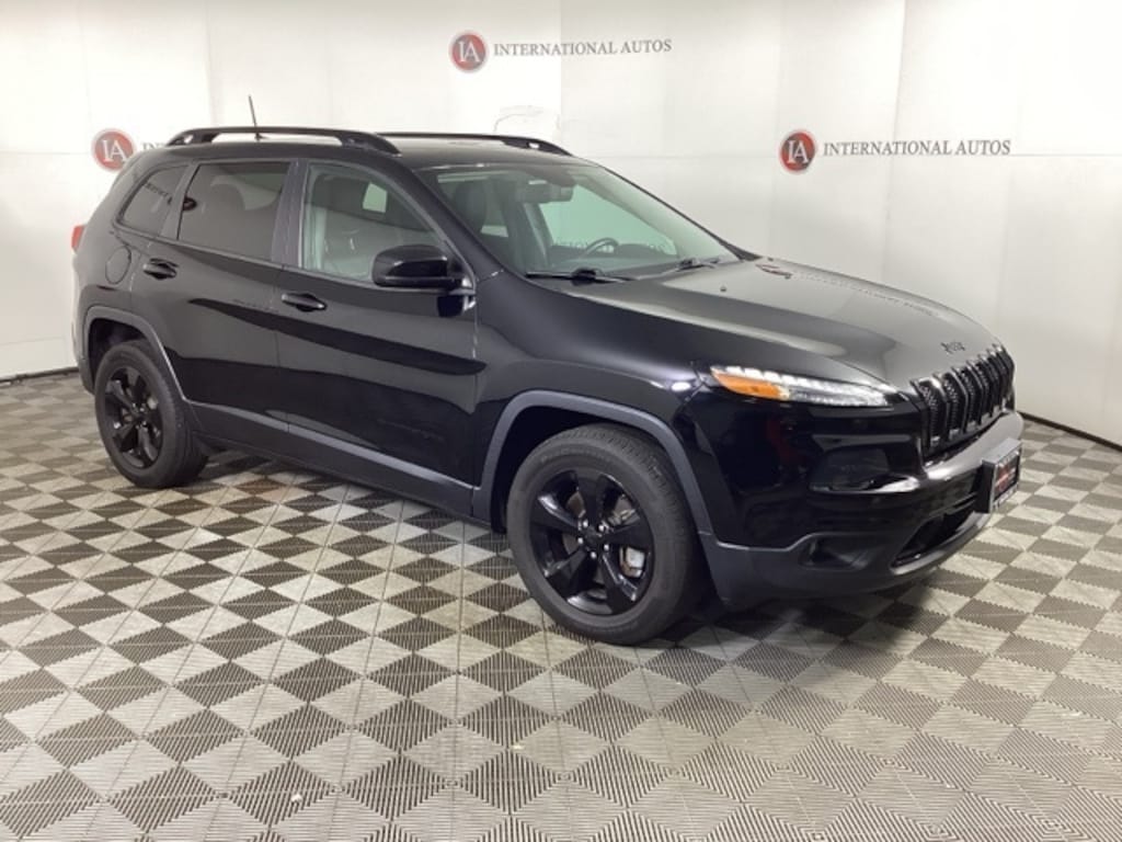 Used 2018 Jeep Cherokee Limited SUV