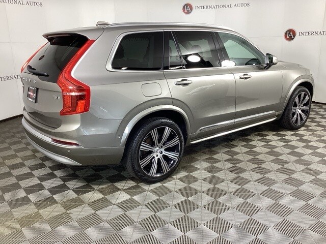 2022 Volvo XC90 T6 Inscription photo 4