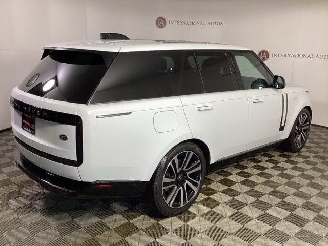 Certified 2023 Land Rover Range Rover SE with VIN SALKP9E70PA033401 for sale in Tinley Park, IL