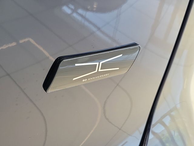 2026 Jaguar F-Pace R-Dynamic S - Photo 12