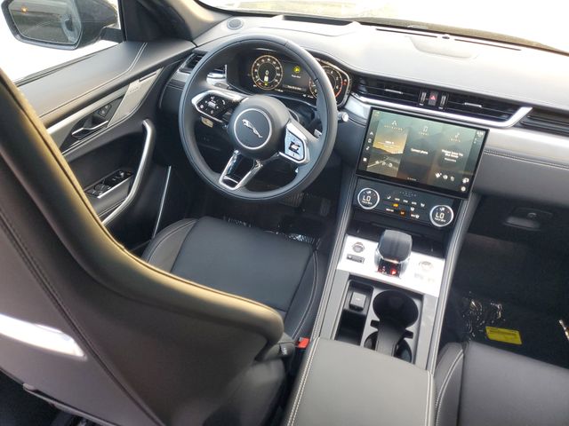 2026 Jaguar F-Pace R-Dynamic S - Photo 19
