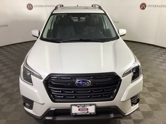 Used 2024 Subaru Forester Premium with VIN JF2SKADC4RH435066 for sale in Tinley Park, IL