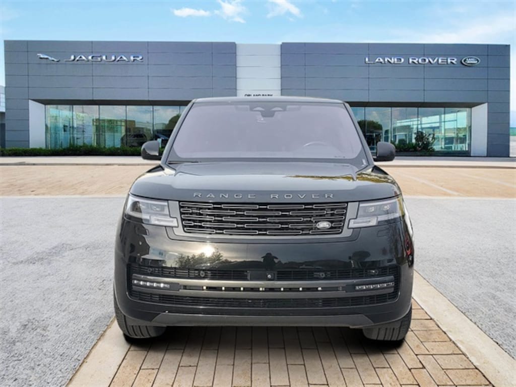 Used 2023 Land Rover Range Rover SE SUV