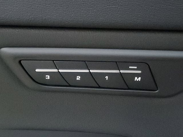 2024 Jaguar E-Pace R-DYNAMIC SE - Photo 23