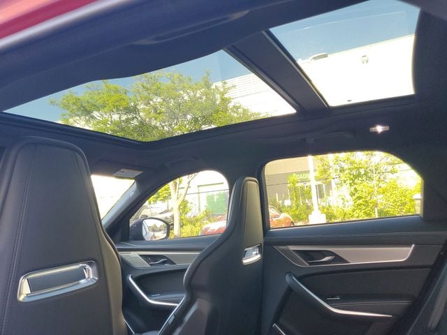2025 Jaguar F-PACE R-Dynamic S - Photo 8