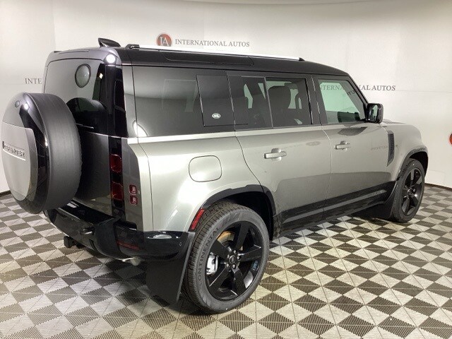 Used 2024 Land Rover Defender X-Dynamic SE with VIN SALE2EEU6R2343530 for sale in Tinley Park, IL
