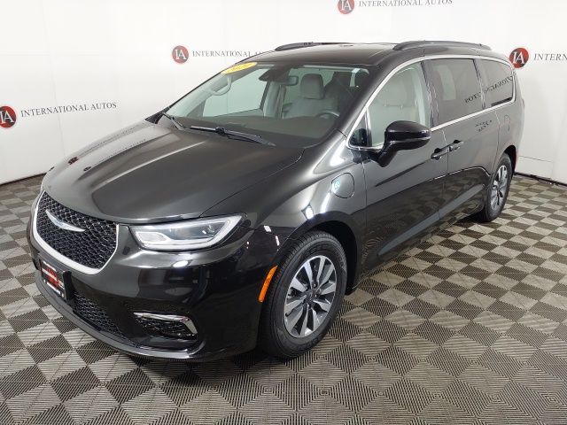 2021 Chrysler Pacifica Hybrid Touring