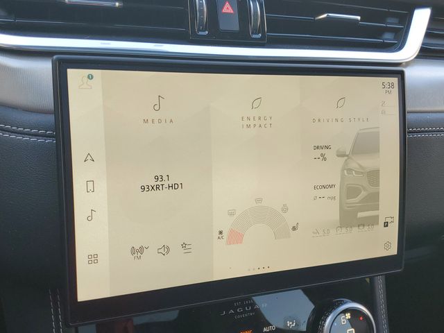 2025 Jaguar F-PACE R-Dynamic S - Photo 23