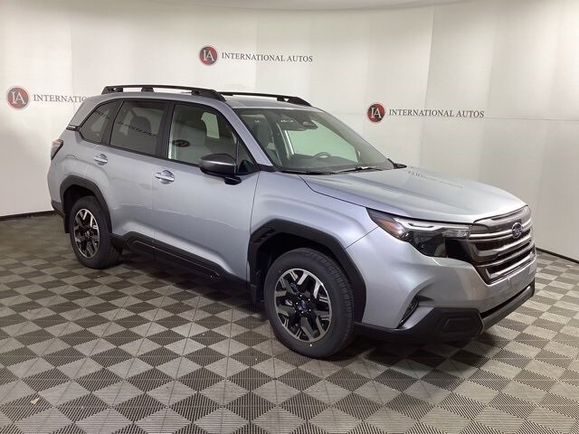 2025 Subaru Forester Premium Base photo 3