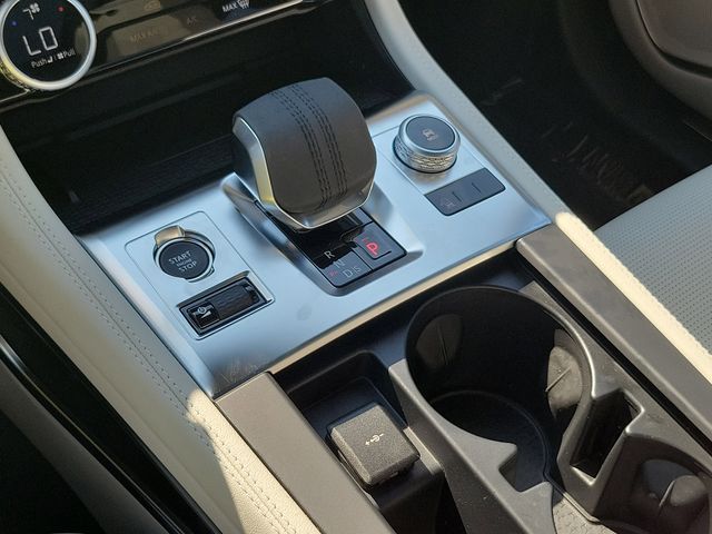 2026 Jaguar F-Pace R-Dynamic S - Photo 32