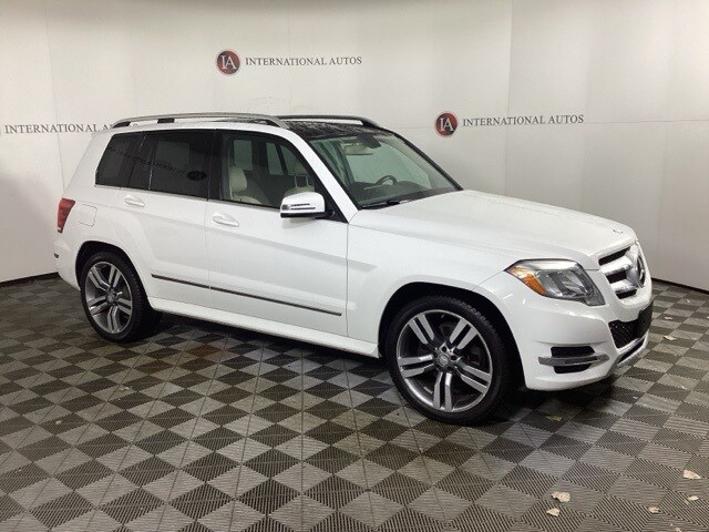2015 Mercedes Benz GLK 350 4MATIC photo 2