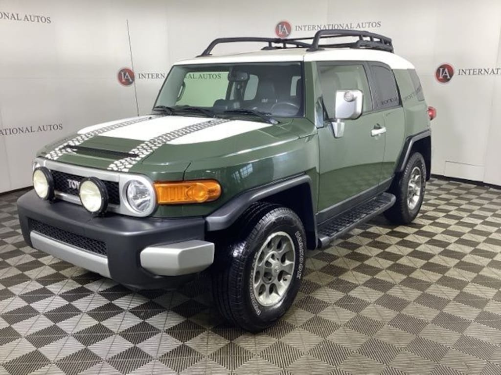 Used 2013 Toyota FJ Cruiser Base SUV