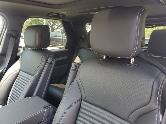 2026 Land Rover Discovery Gemini Edition - Photo 19