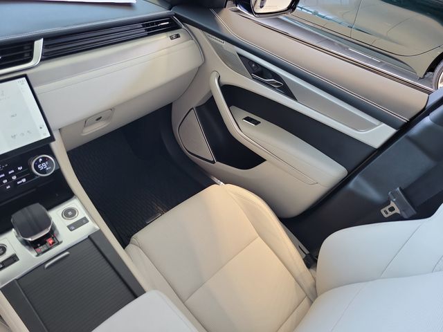 2026 Jaguar F-Pace R-Dynamic S - Photo 20