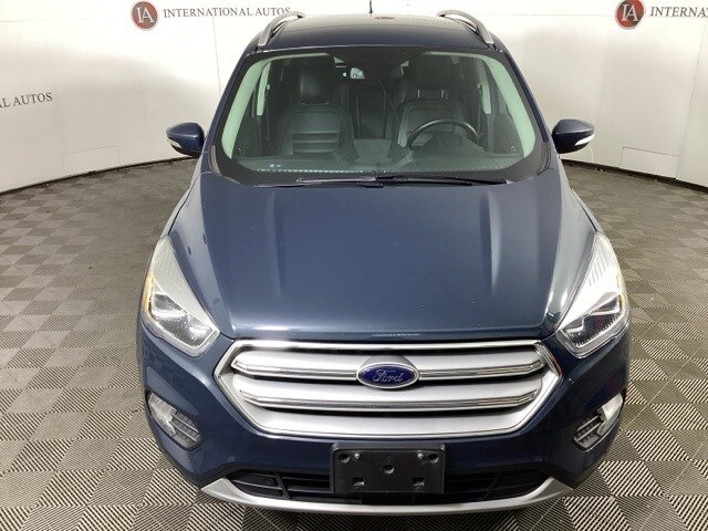 2019 Ford Escape Titanium photo 2