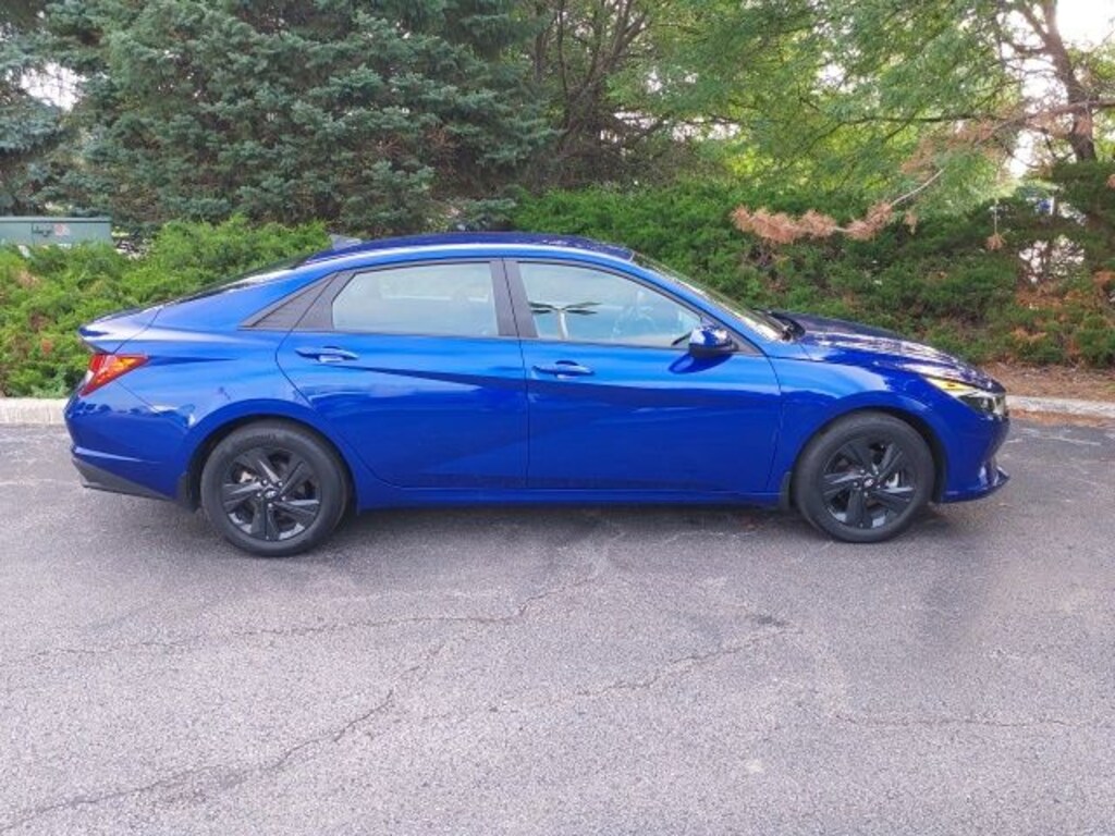 Used 2023 Hyundai Elantra SEL Sedan