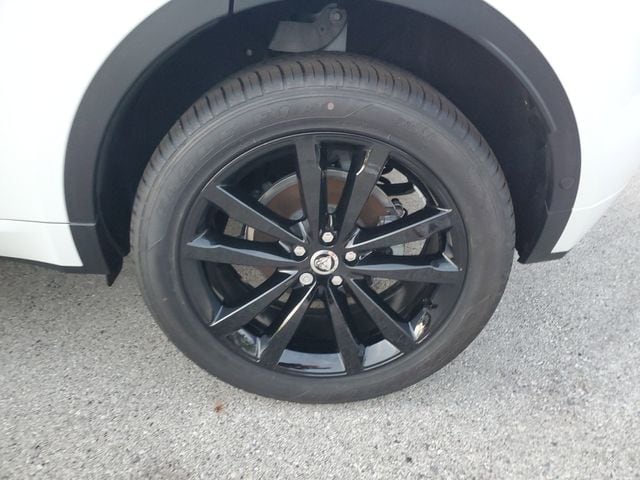 2024 Jaguar E-Pace R-DYNAMIC SE - Photo 12