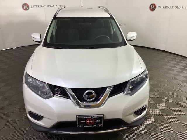 Used 2015 Nissan Rogue SV with VIN 5N1AT2MV2FC769969 for sale in Tinley Park, IL