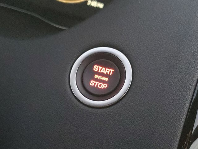 2024 Jaguar E-Pace R-DYNAMIC SE - Photo 30