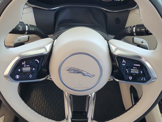 2026 Jaguar F-Pace R-Dynamic S - Photo 28