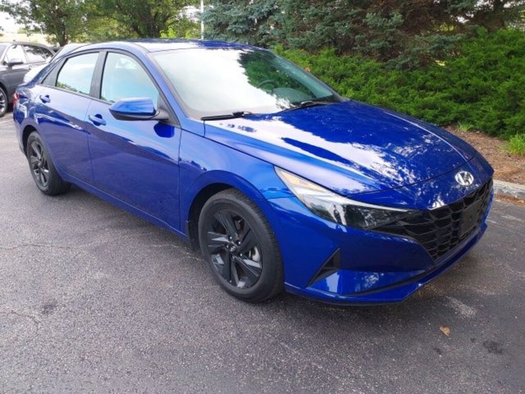 Used 2023 Hyundai Elantra SEL Sedan