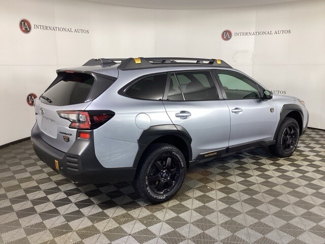 2023 Subaru Outback Wilderness photo 3