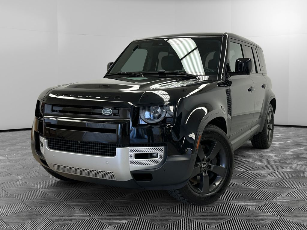 2024 Land Rover Defender 110 SE P400's photo