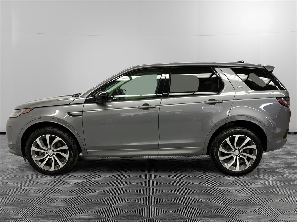 2025 Land Rover Discovery Sport S photo 2