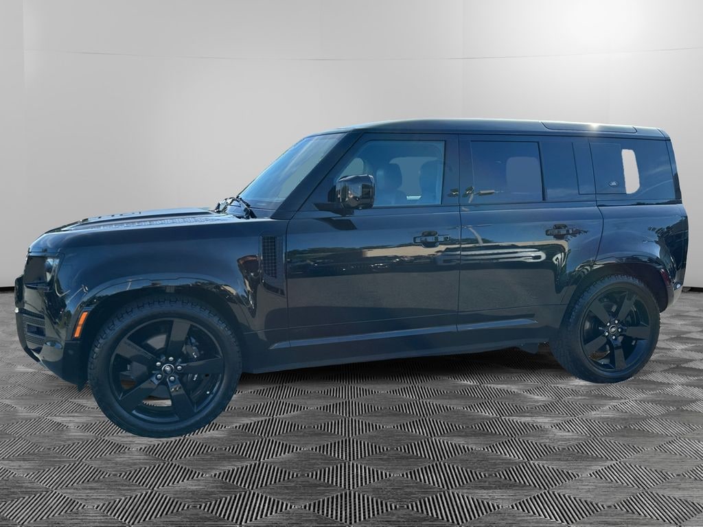 Used 2023 Land Rover Defender 110 V8 SUV