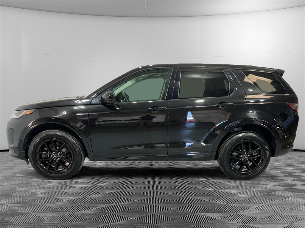 2025 Land Rover Discovery Sport S photo 2