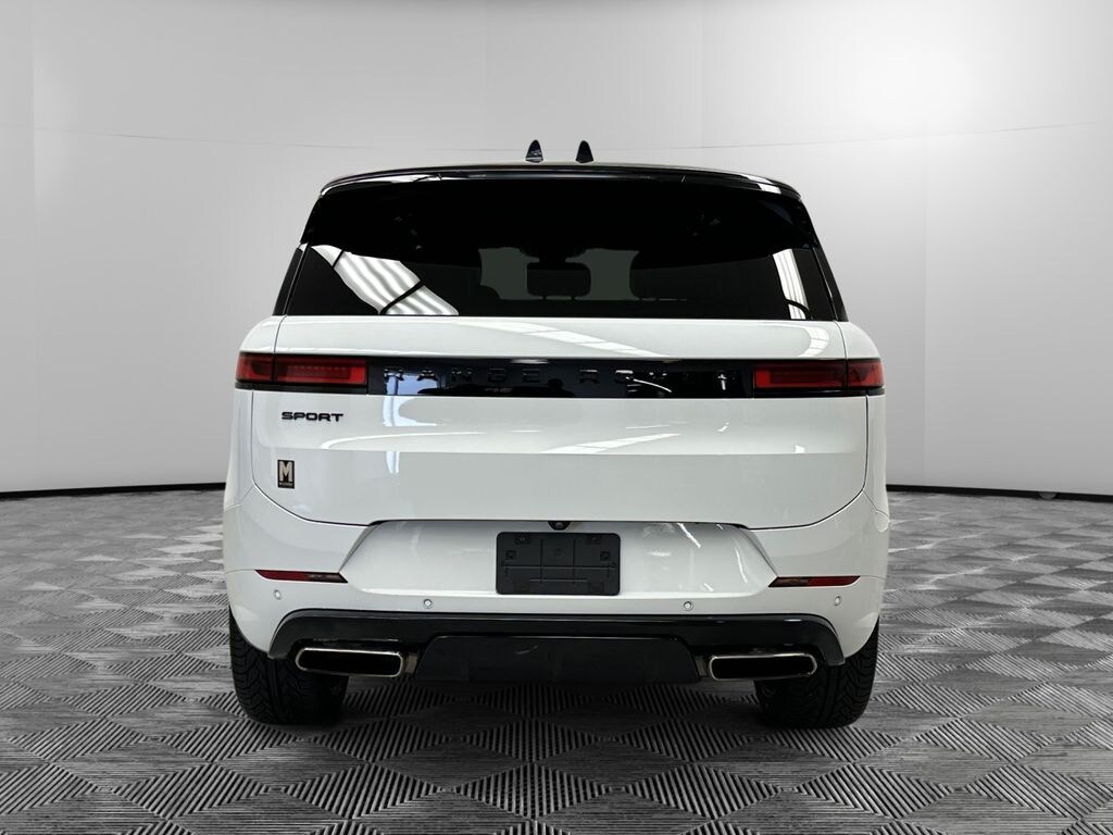 Used 2024 Land Rover Range Rover Sport Dynamic SE SUV