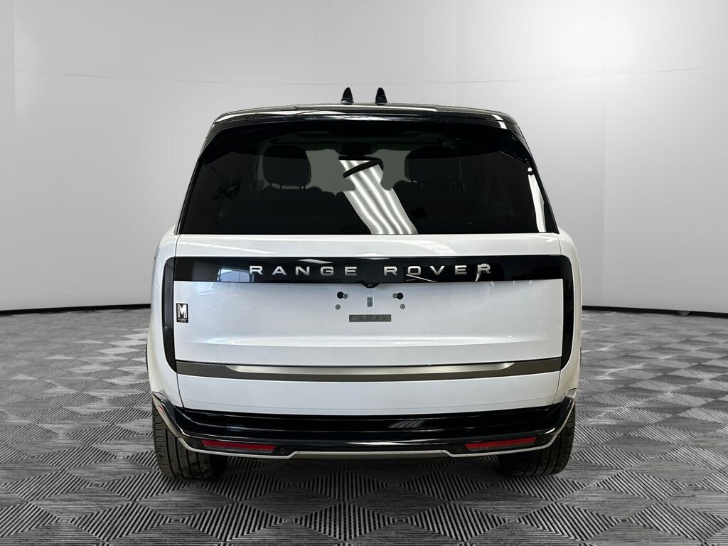 Used 2024 Land Rover Range Rover SE SUV