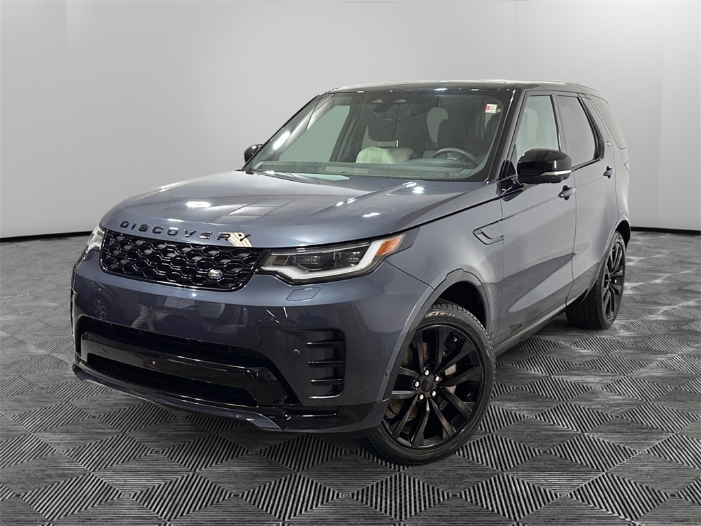 2024 Land Rover Discovery Dynamic SE's photo
