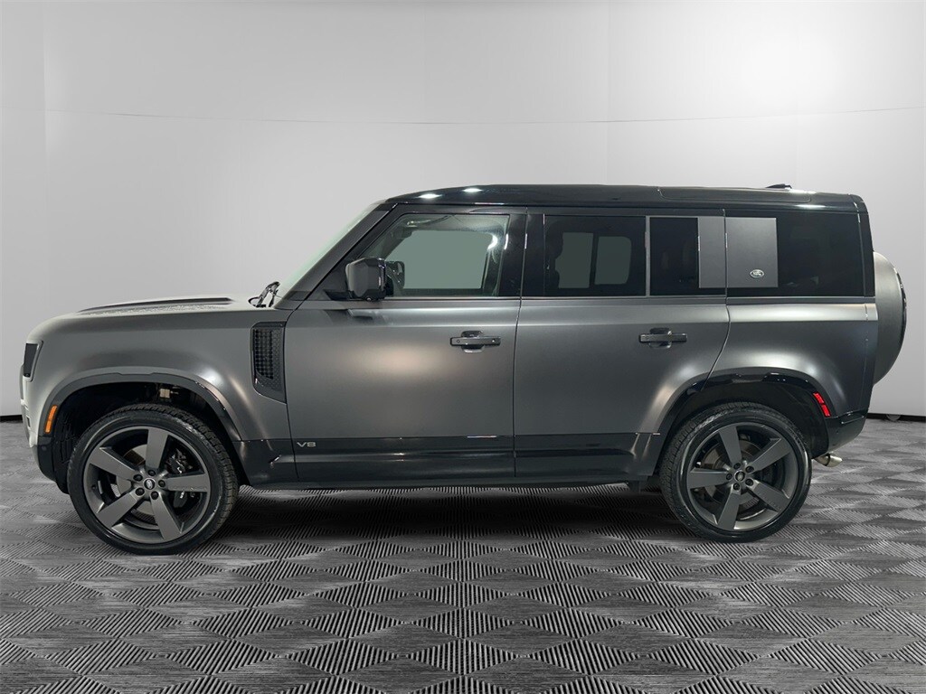 2023 Land Rover Defender 110 Carpathian Edition photo 2