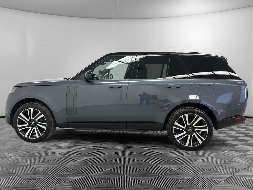 Used 2025 Land Rover Range Rover Autobiography with VIN SALK19F41SA282563 for sale in Peabody, MA