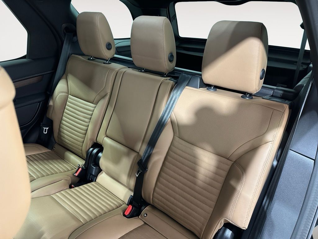 2024 Land Rover Discovery Dynamic SE - Photo 23