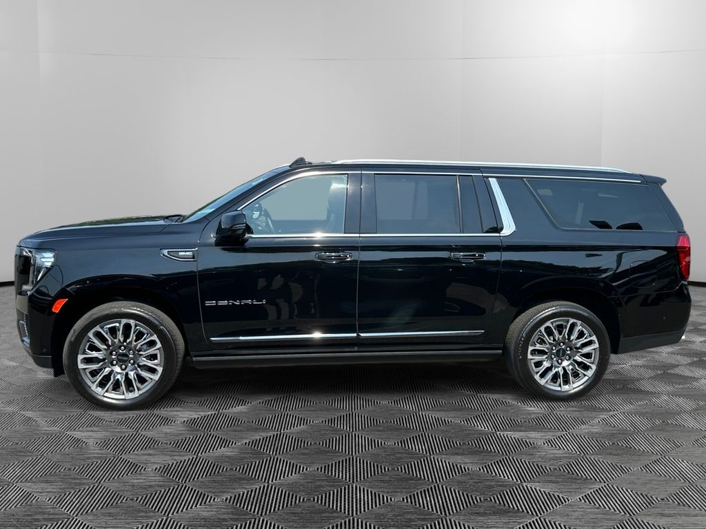 Used 2024 GMC Yukon XL Denali Ultimate SUV