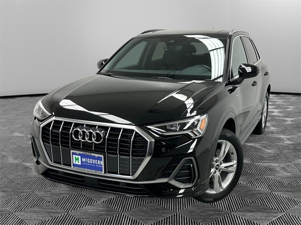2024 Audi Q3 S Line Premium Plus's photo
