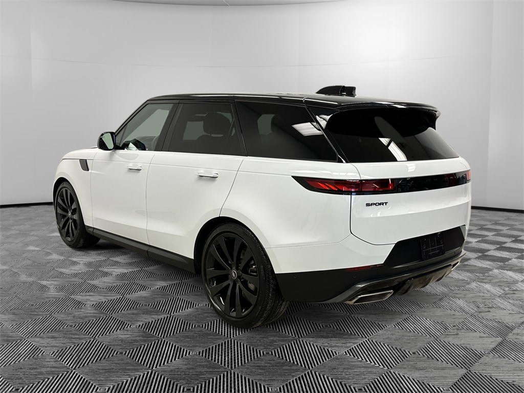 Used 2025 Land Rover Range Rover Sport SE SUV