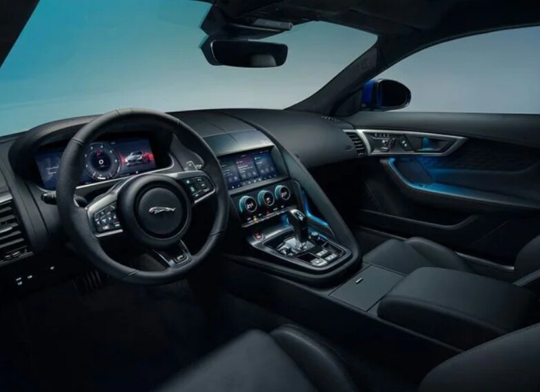 Jaguar F-TYPE interior and technology
