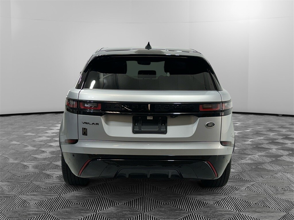 2022 Land Rover Range Rover Velar P250 R-Dynamic S photo 4