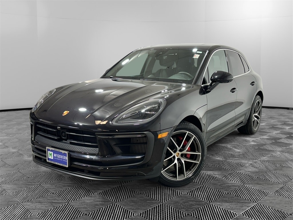 2023 Porsche Macan S