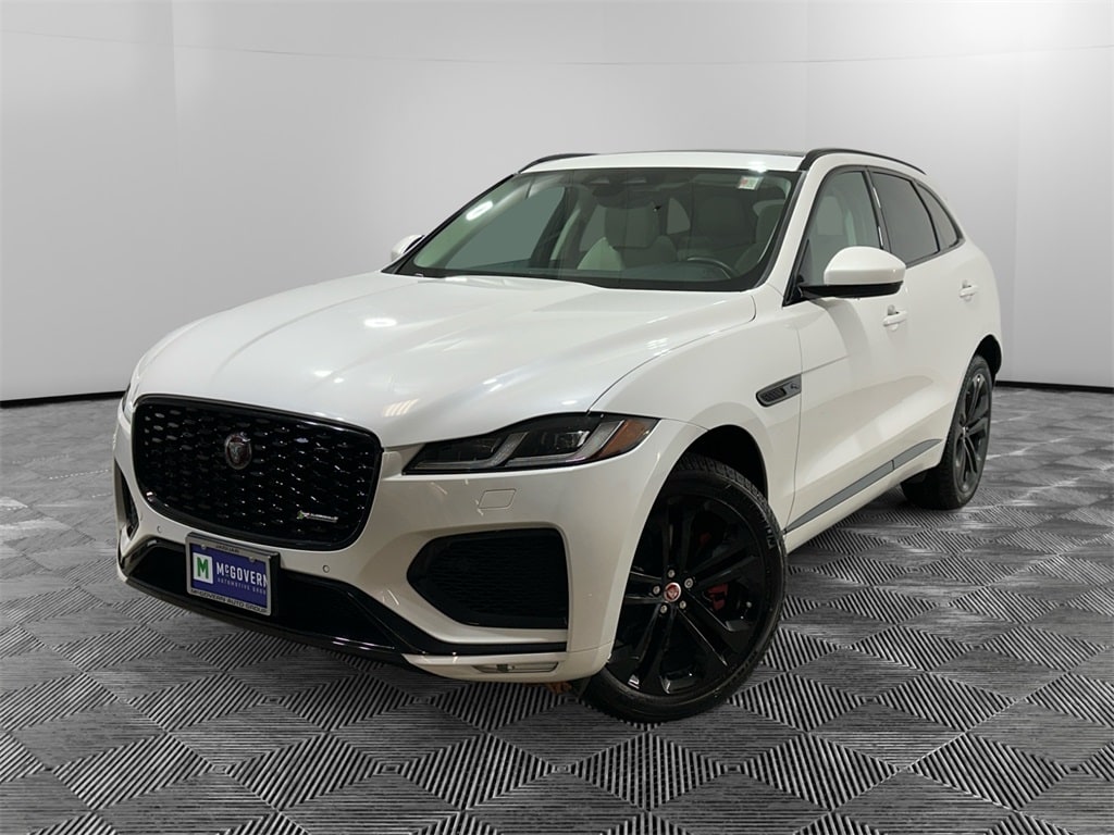 2023 Jaguar F-Pace R-Dynamic S's photo