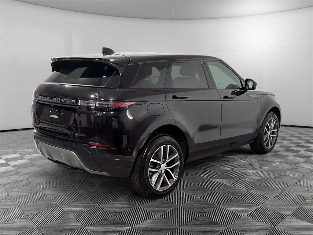 2025 Land Rover Range Rover Evoque S photo 4