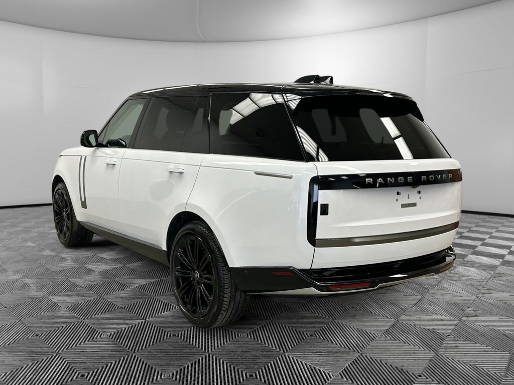 Used 2024 Land Rover Range Rover SE SUV